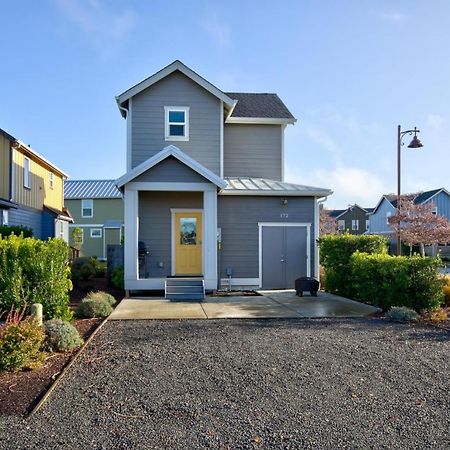 Sasquatch Shore House Ошен Шорс Экстерьер фото