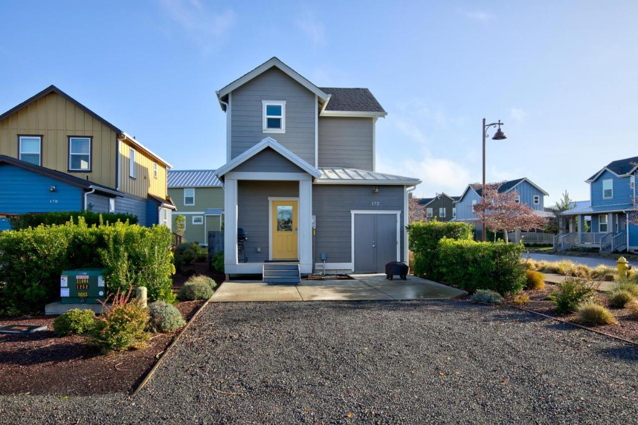 Sasquatch Shore House Ошен Шорс Экстерьер фото